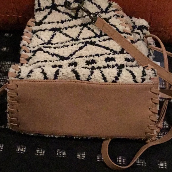 Universal Thread Multicolored Aztec Print Handbag Bundle -NWT - Picture 5 of 16